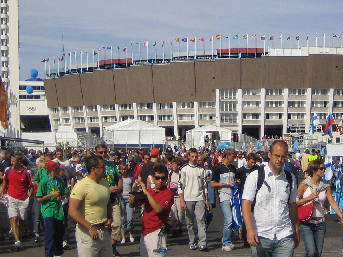 Helsinki Olympic Stadium during 2005 World Championships in Athletics, August 2005/ Photo: Wikimedia User: Tomisti