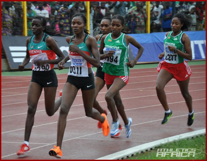 Kenya women lead in the 10,000m race/ Photo: Yomi Omogbeja